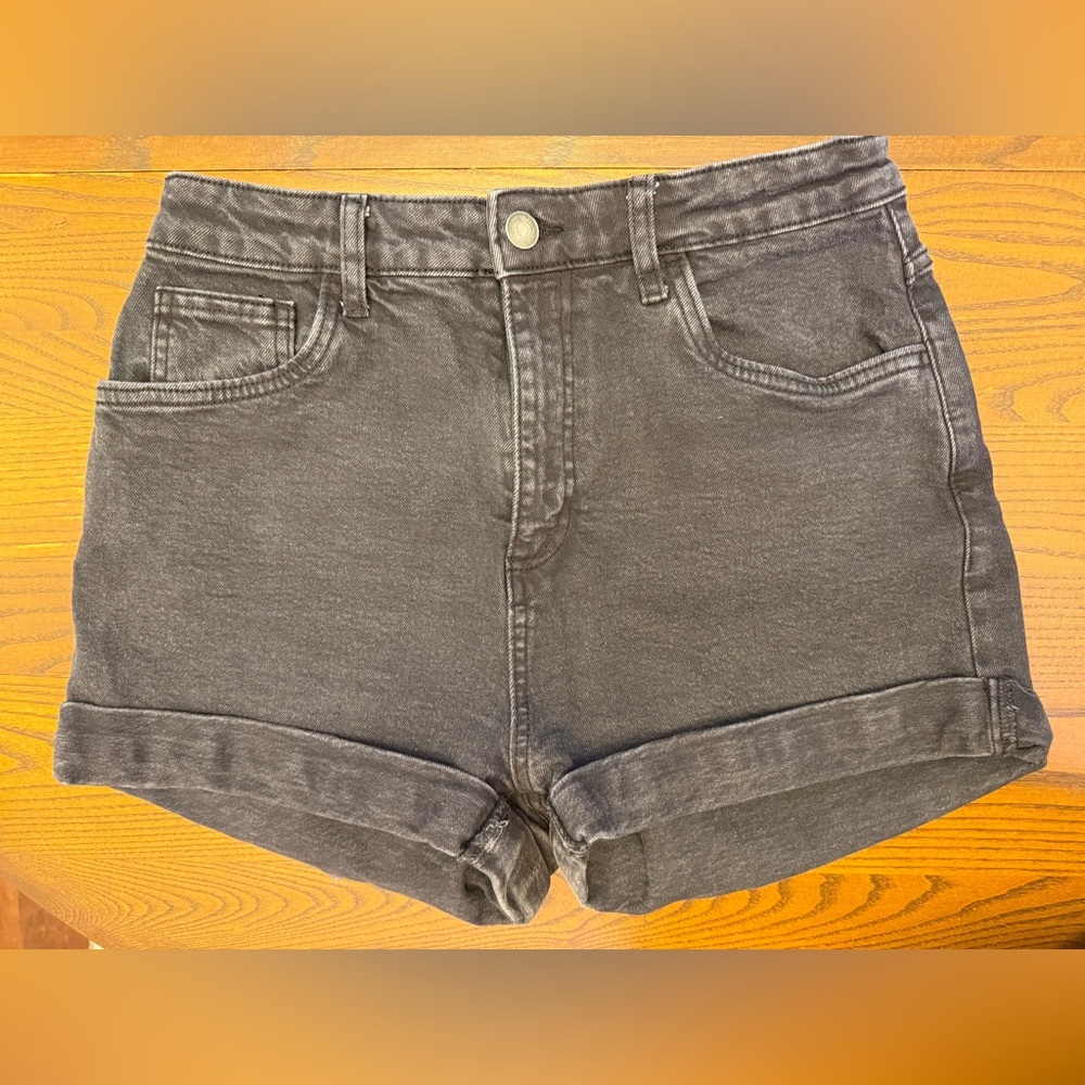 Cotton On Black Jean Shorts 99% cotton high rise size 30